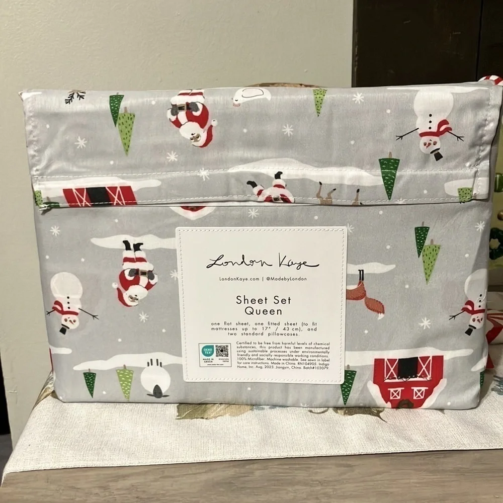 NEW LONDON KAYE QUEEN SIZE WINTER BARNYARD SANTA CHRISTMAS SHEETS